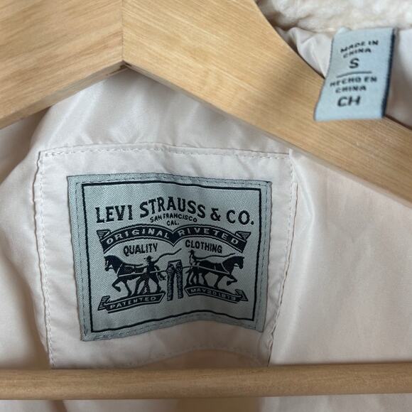 Levi's Strauss & Co Small Women's Faux Shearling Sherpa Oversize - Picture 3 of 6